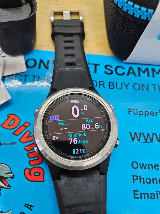 Shearwater Tern Dive Computer (used)