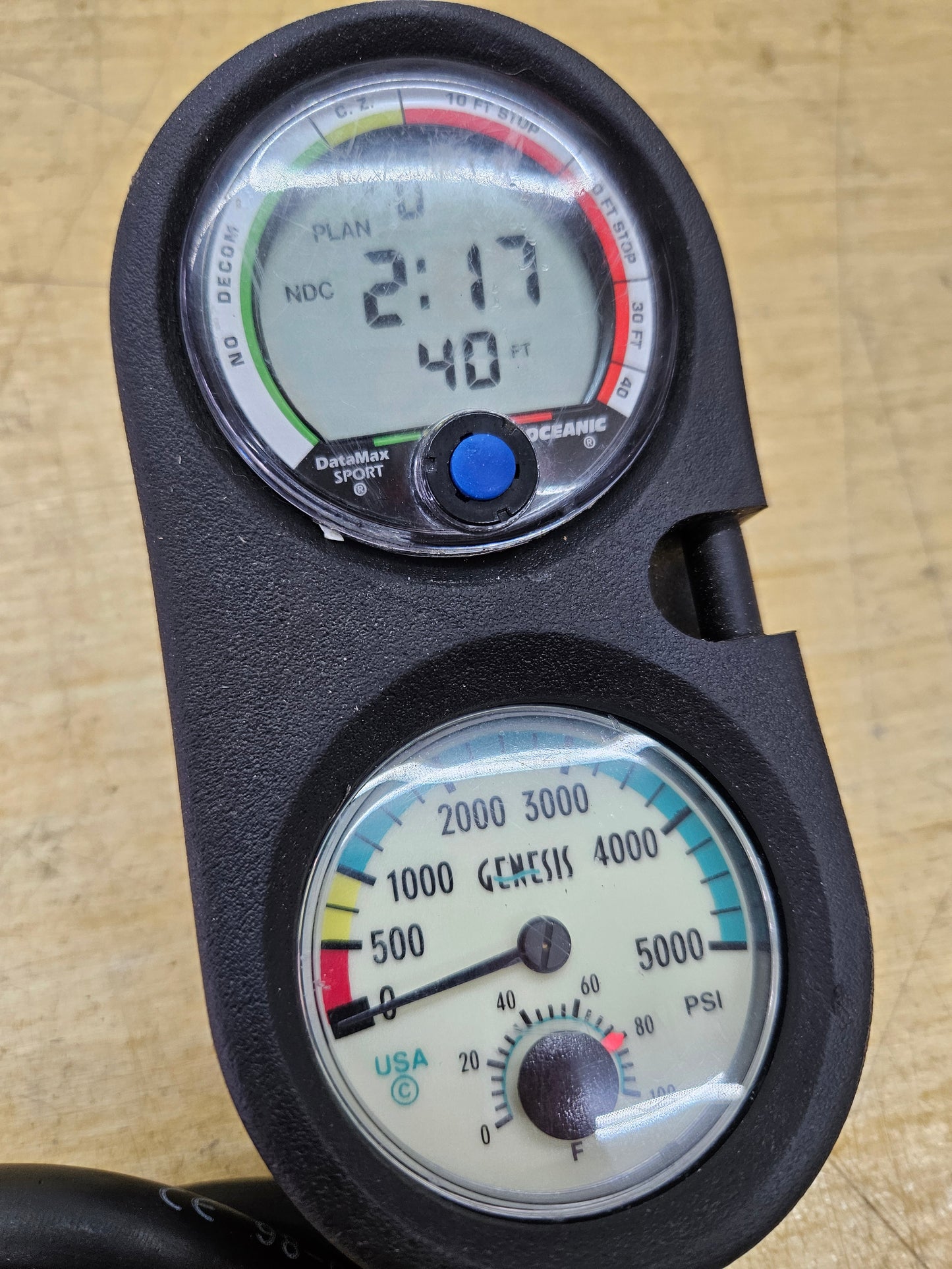 Oceanic Data Max Sport Dive Computer.