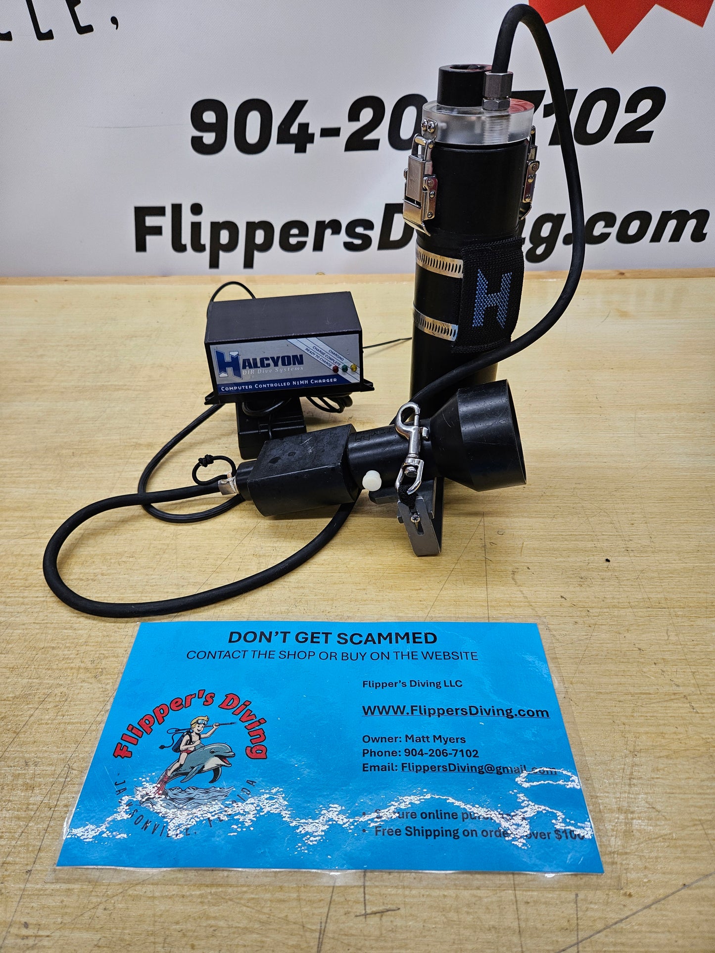 Halcyon HID Canister Light