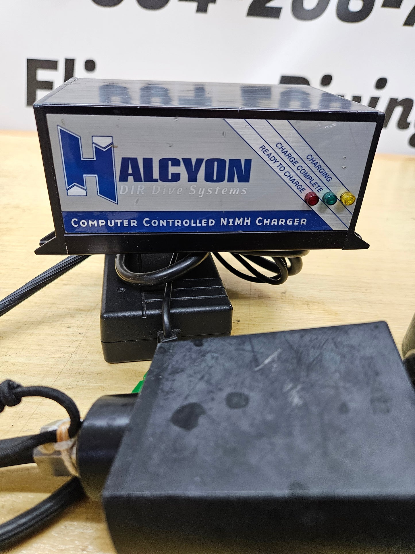 Halcyon HID Canister Light