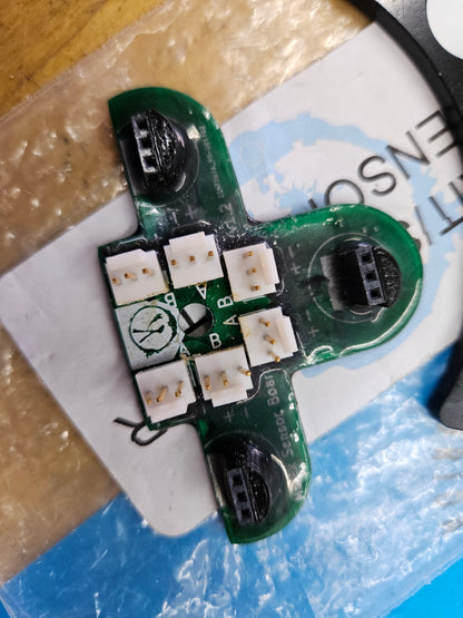 KISS Sidewinder Molex Splitter Board