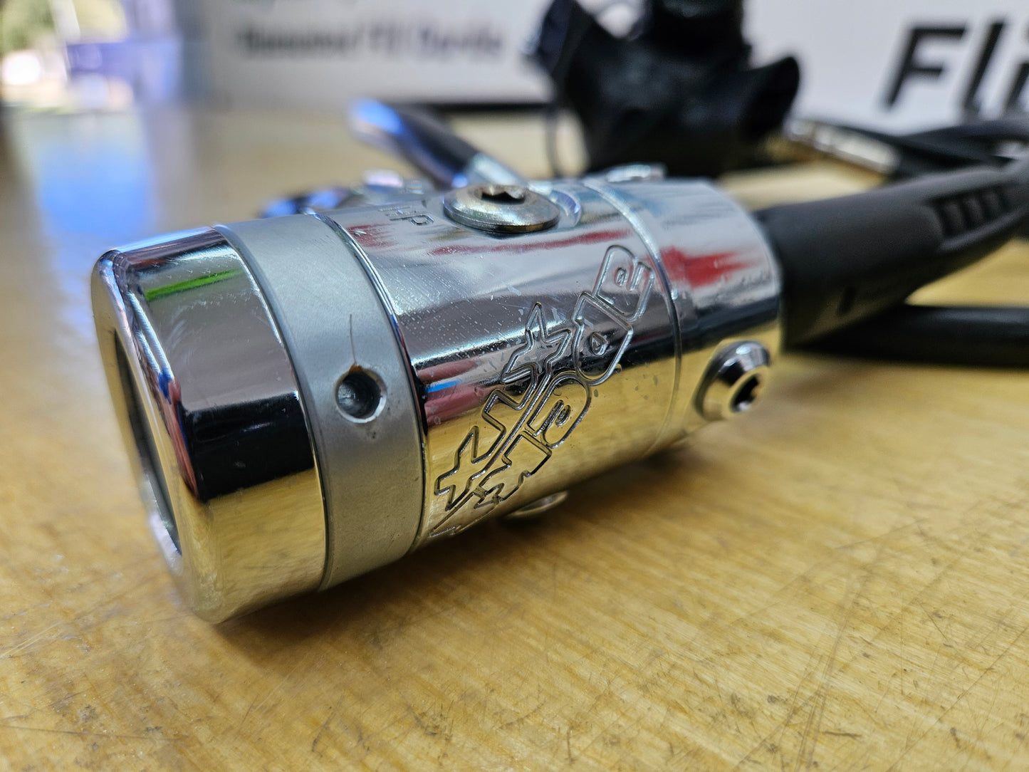 Apeks XTX Doubles Regulators