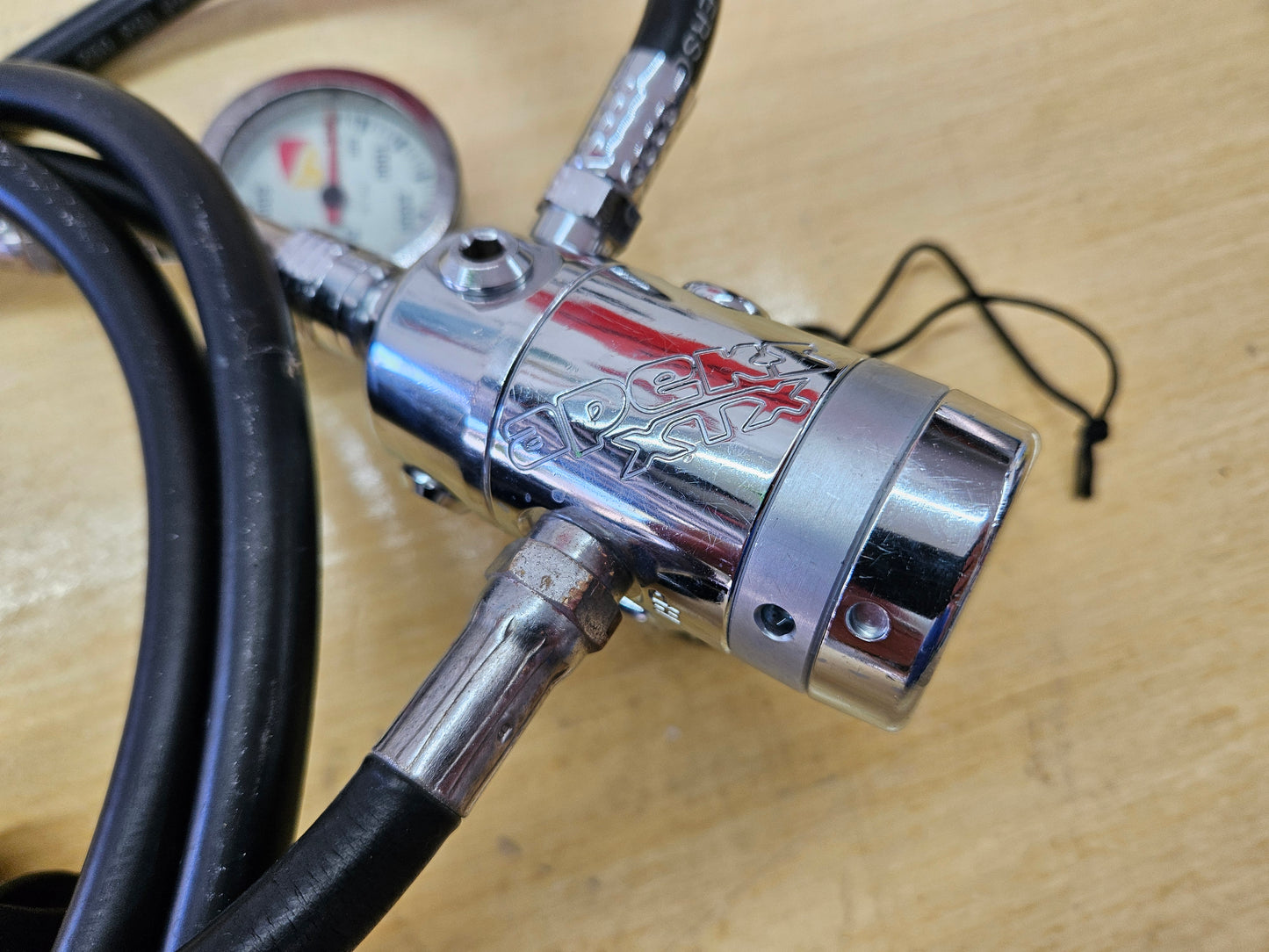 Apeks XTX Doubles Regulators