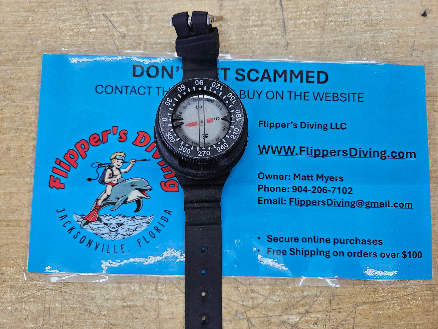 Compact Wrist Compass