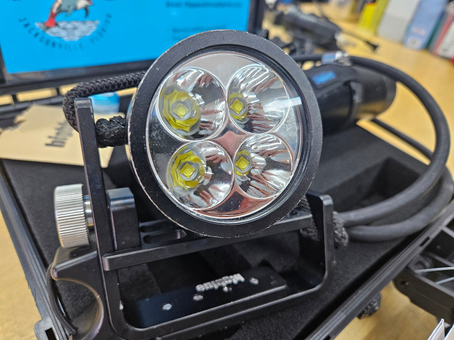 Big Blue TL5200 Sidemount Canister Light