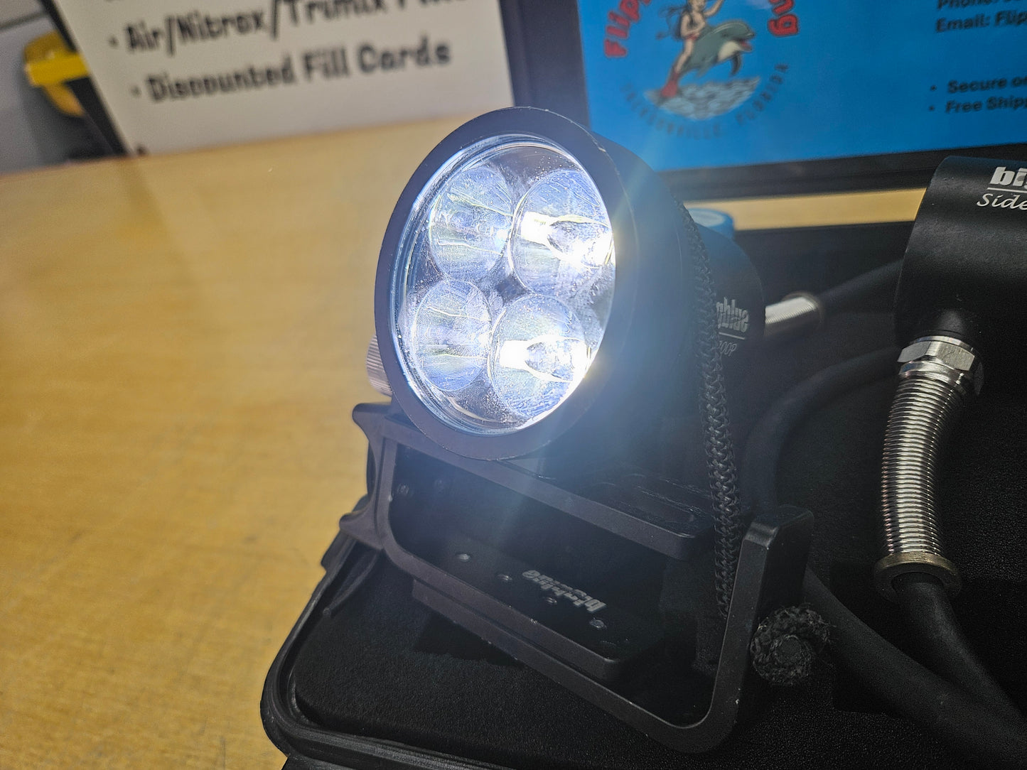 Big Blue TL5200 Sidemount Canister Light