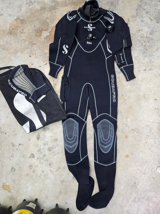 Scubapro Everdry 4 Drysuit (LARGE)