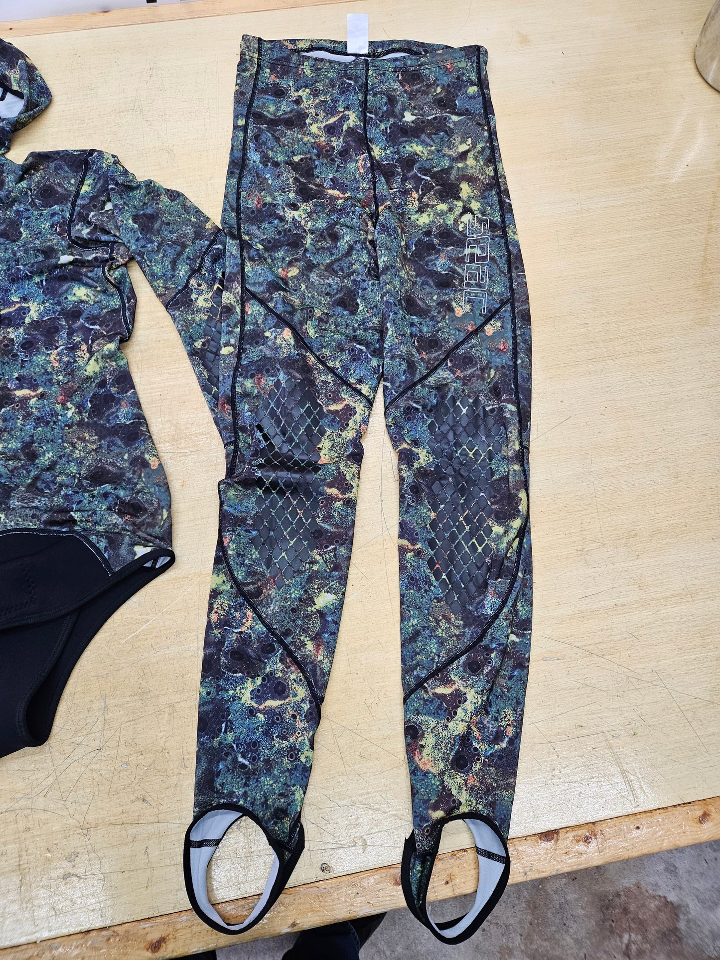 Seac "Pyrana" Dive Suit (XL)