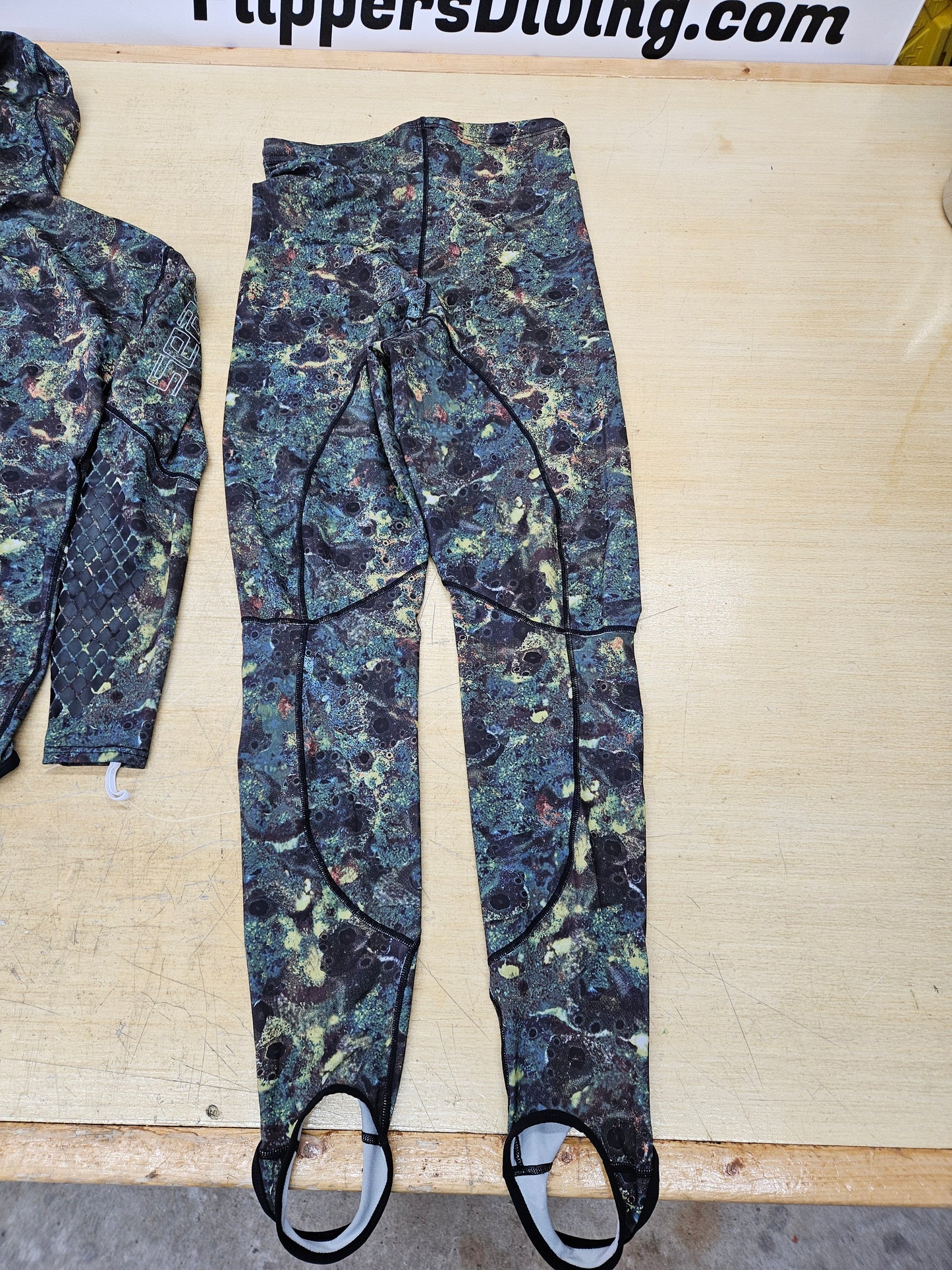 Seac "Pyrana" Dive Suit (XL)