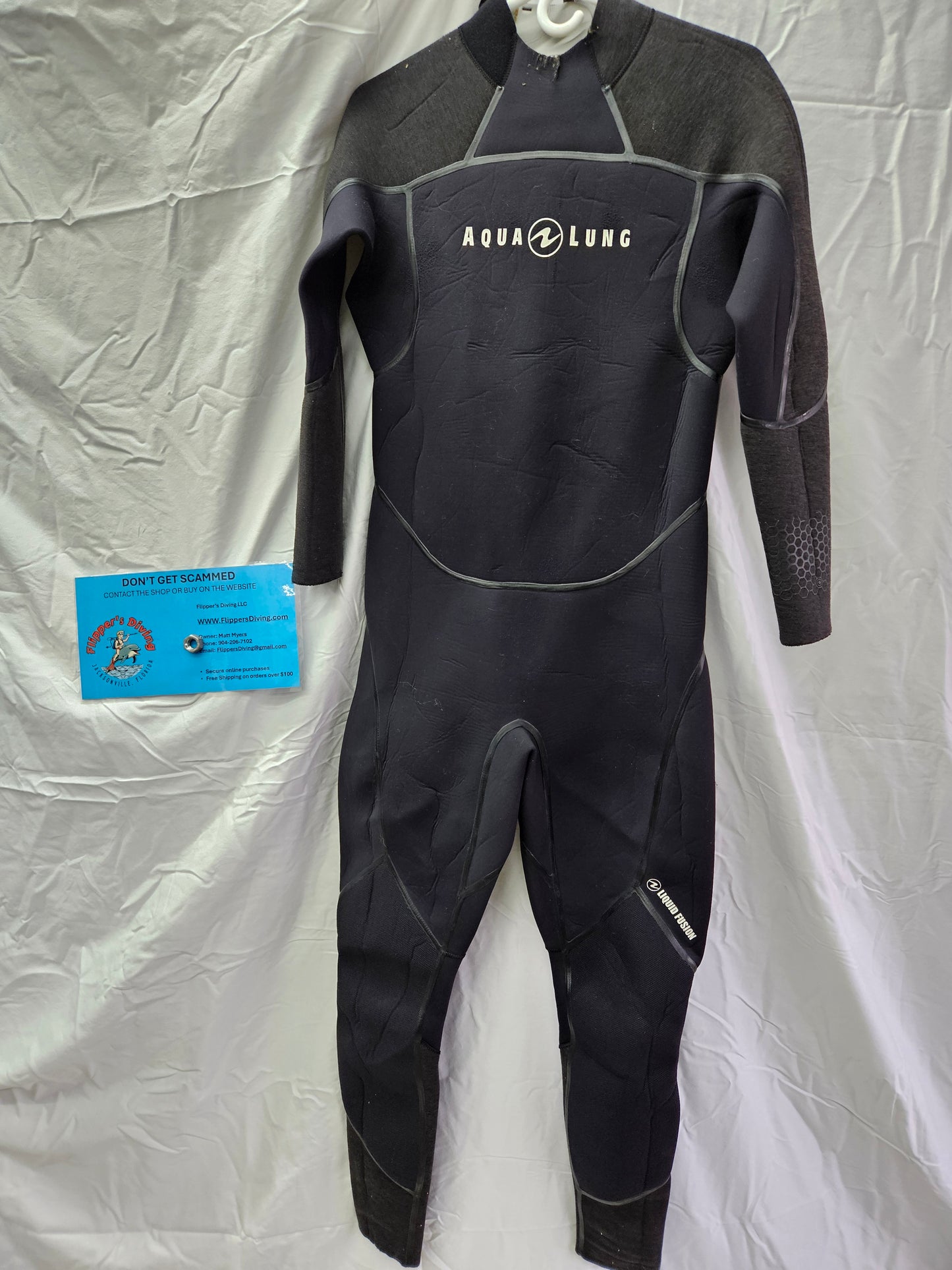 Aqualung "Aquaflex" 3mm Wetsuit (LARGE)