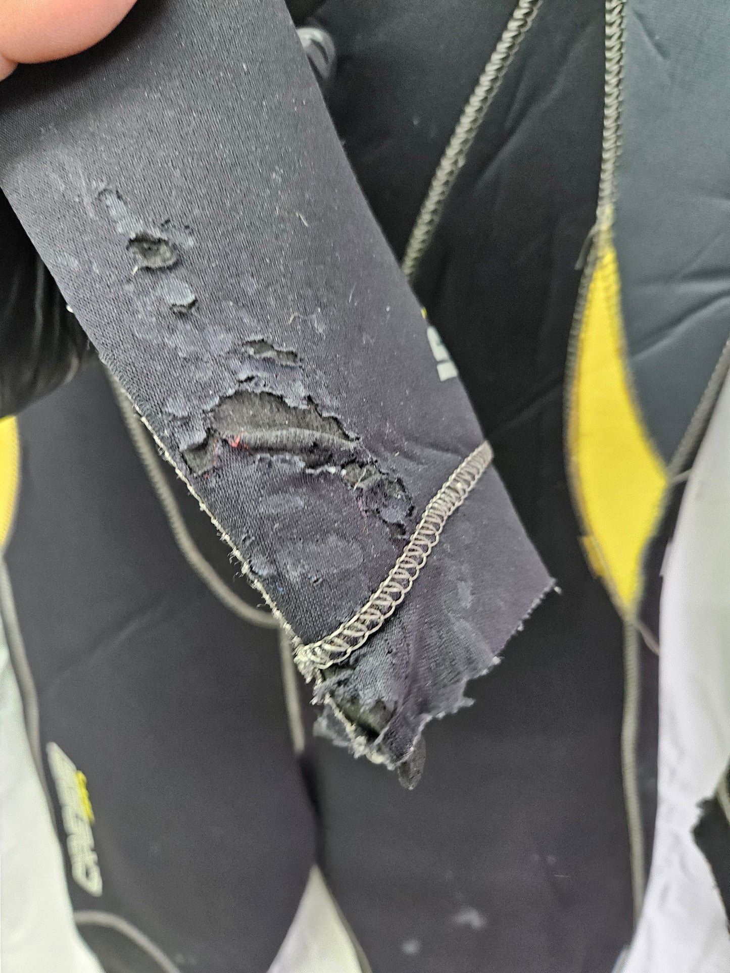 Cressi 5mm Wetsuit (Large)