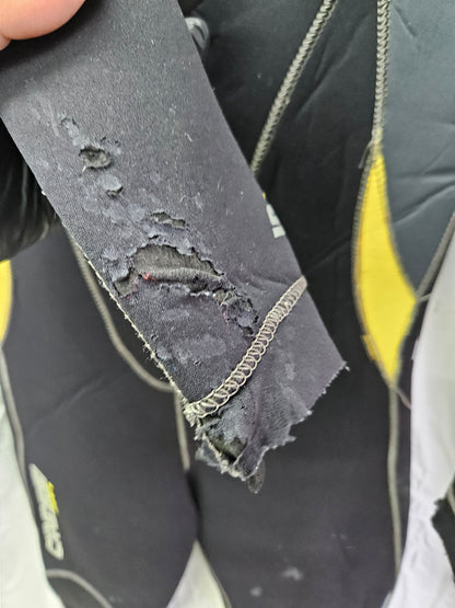 Cressi 5mm Wetsuit (Large)