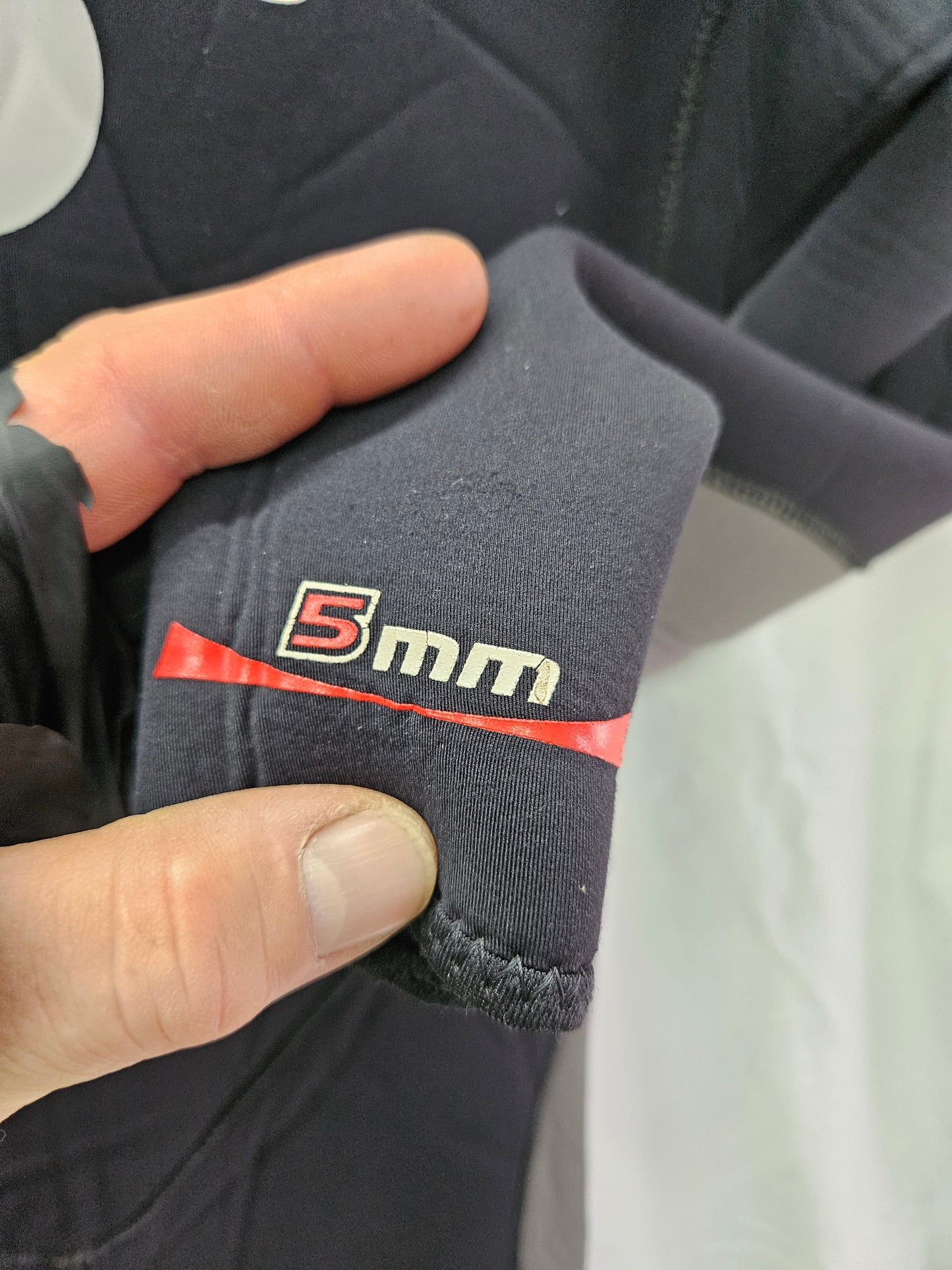 Scubapro 5mm Wetsuit (SMALL)