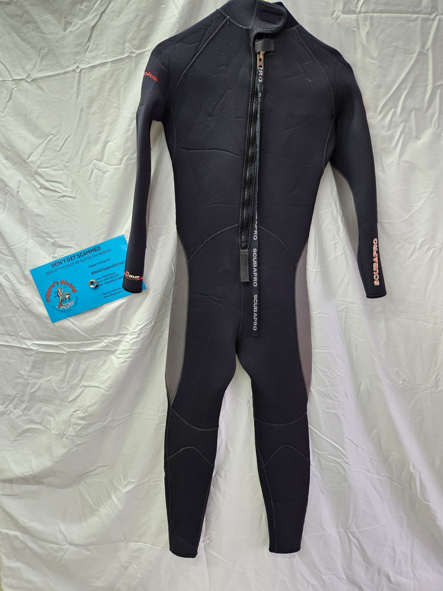 Scubapro 5mm Wetsuit (SMALL)