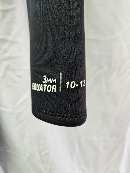 Kids 3/2mm Wetsuit (Size 10-12)