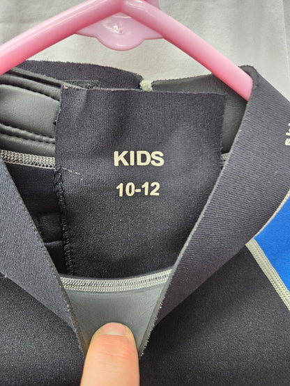 Kids 3/2mm Wetsuit (Size 10-12)