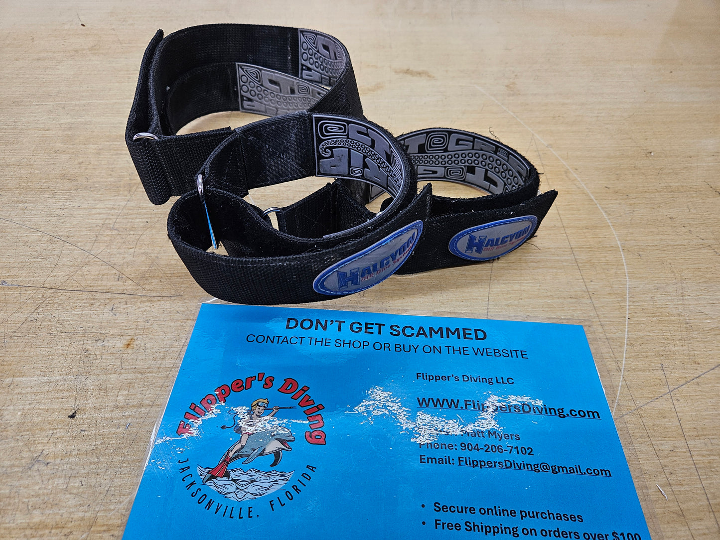 Halcyon Pony/Argon Bottle Straps