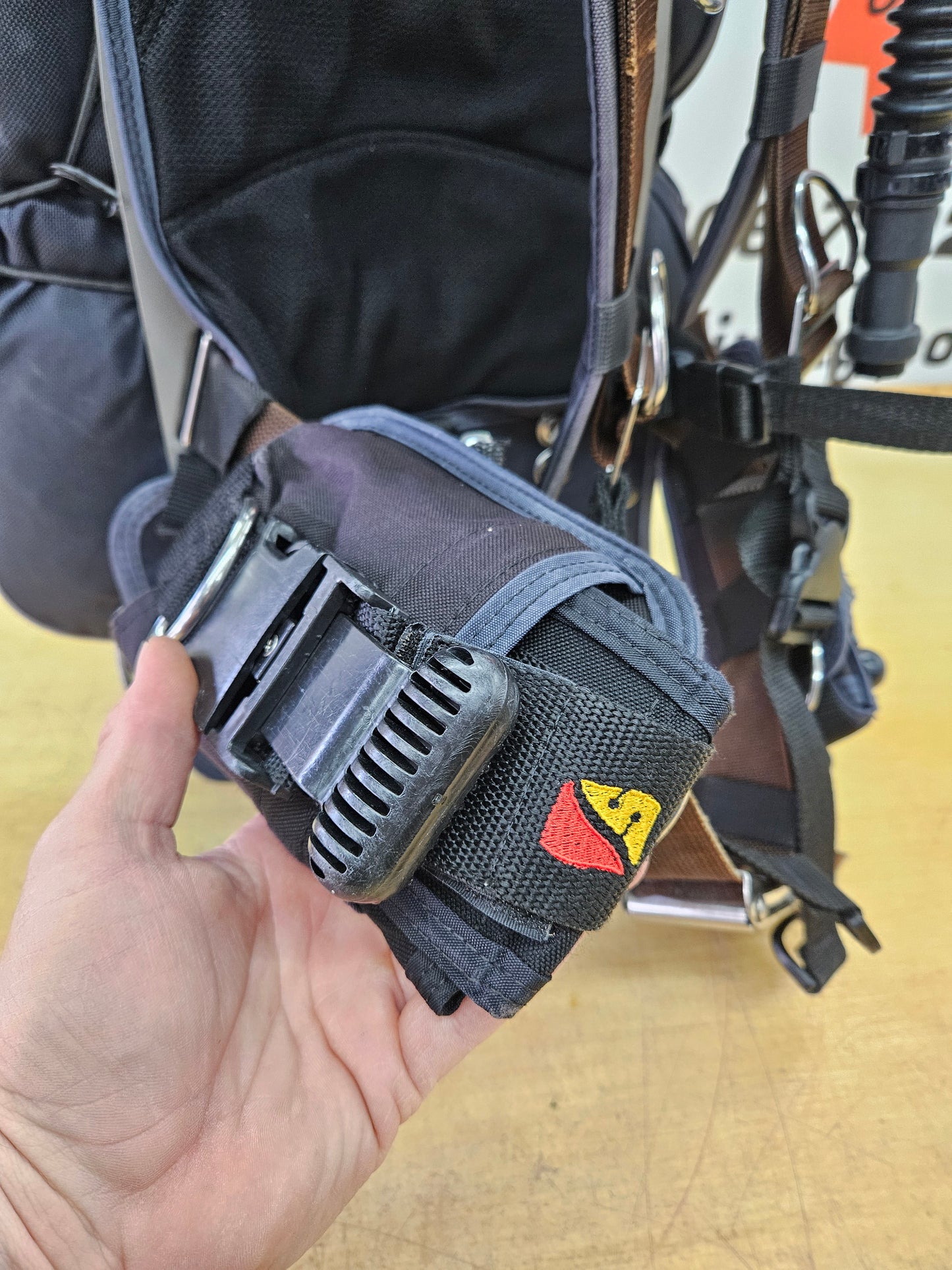 Dive Rite Backplate/Wing BCD (LARGE)