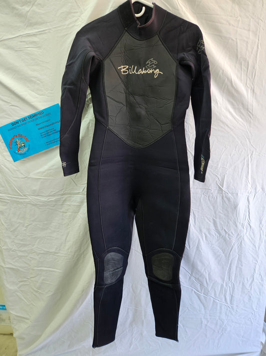 Billabong "Foil" 3/2mm Wetsuit (Size 8)