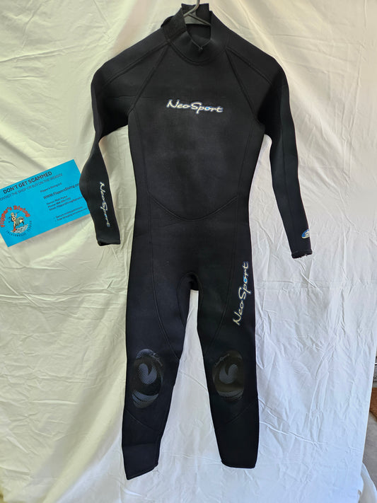 Neosport 3mm Wetsuit (size Youth 12)