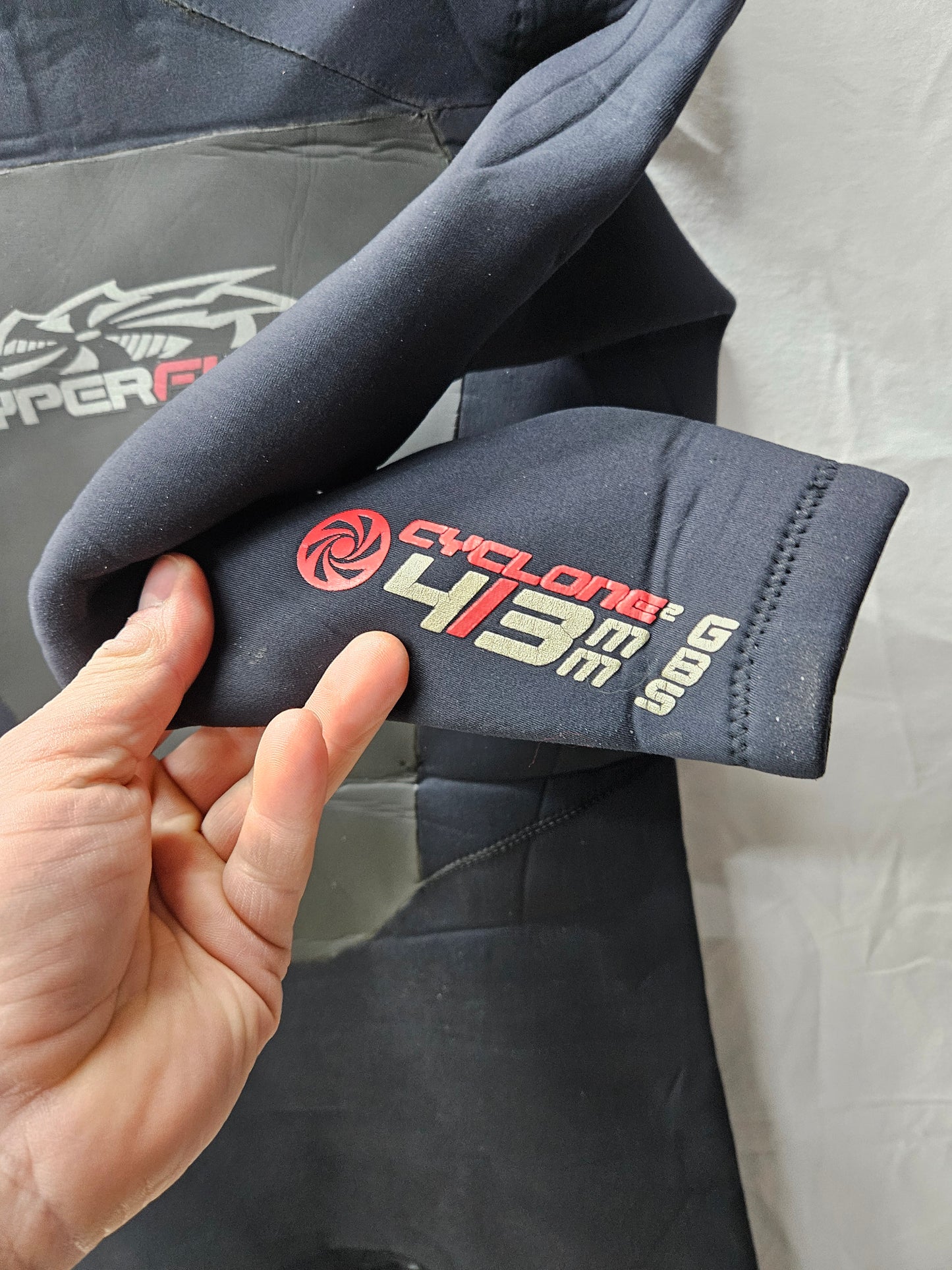 Hyperflex "Cyclone" 4/3mm Wetsuit (MEDIUM) *Repaired*