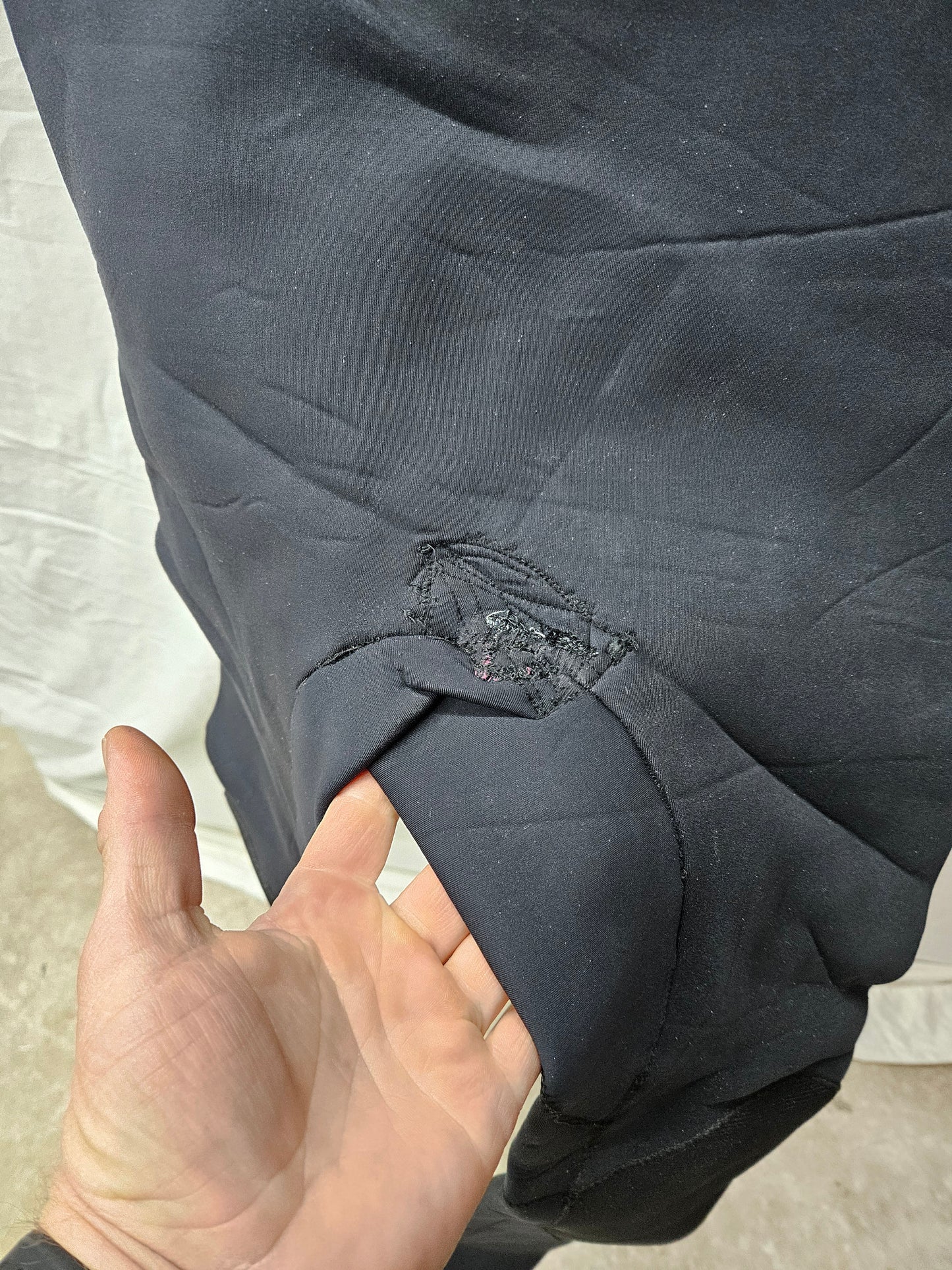 Hyperflex "Cyclone" 4/3mm Wetsuit (MEDIUM) *Repaired*