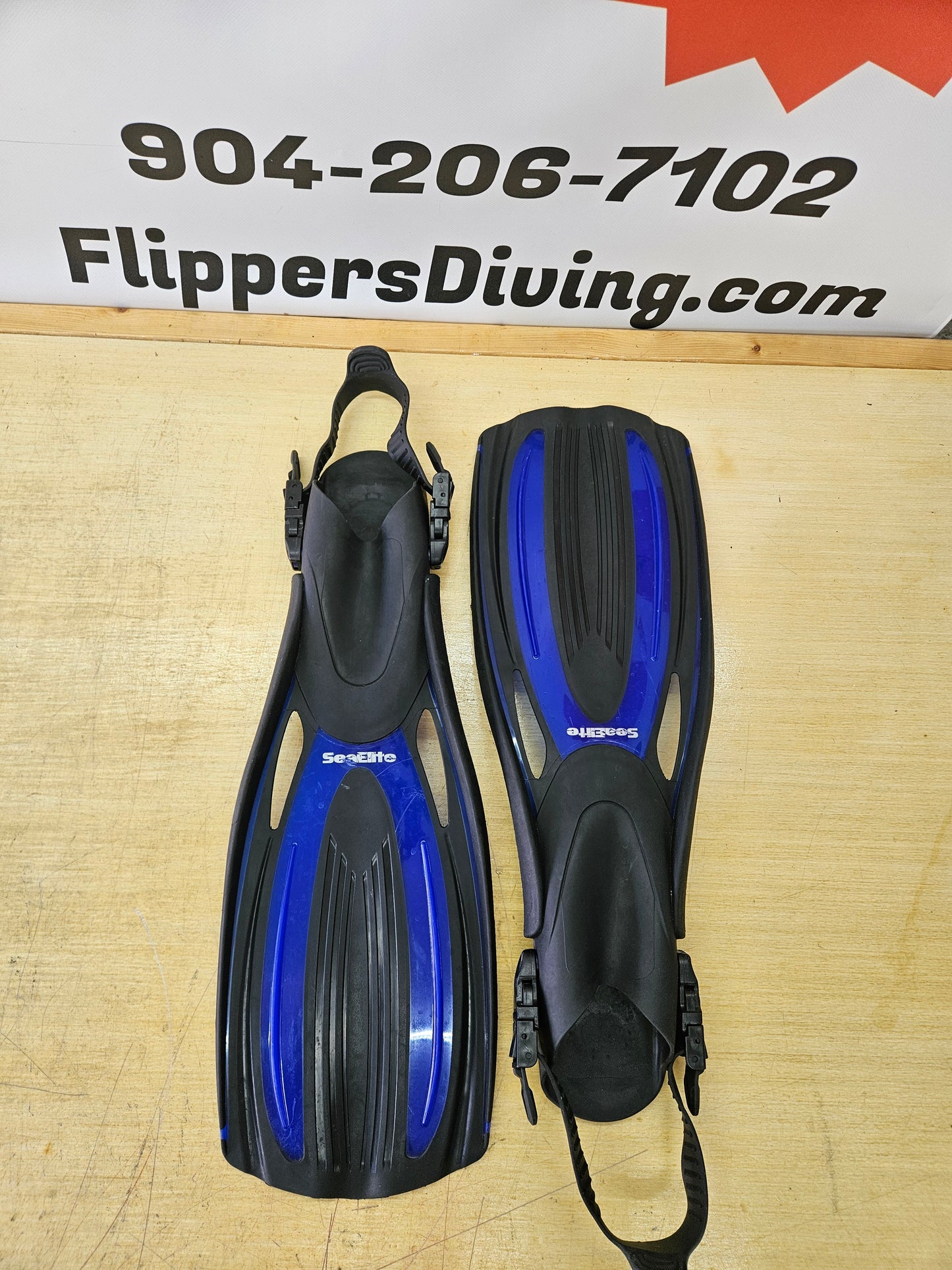 Sea Elite Dive Fins (Medium)