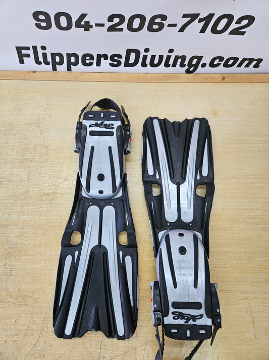 Mares "Volo" Dive Fins (XL)