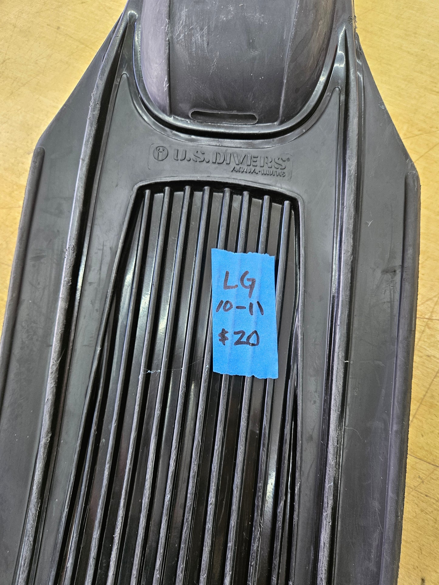 US Divers "Blades" Dive Fins (LARGE)