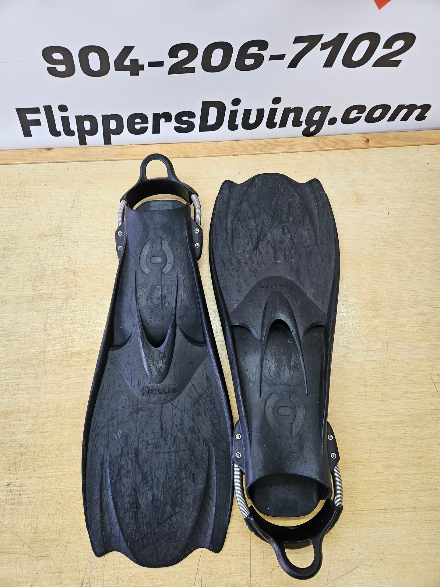 Hollis F1 Tech Fins (LARGE)