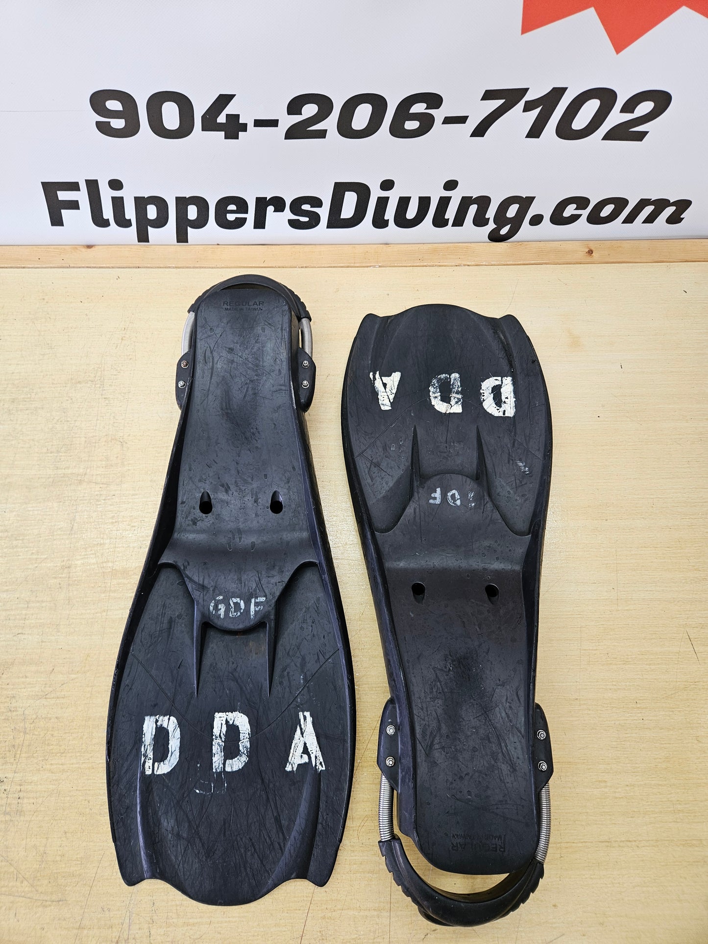 Hollis F1 Tech Fins (LARGE)