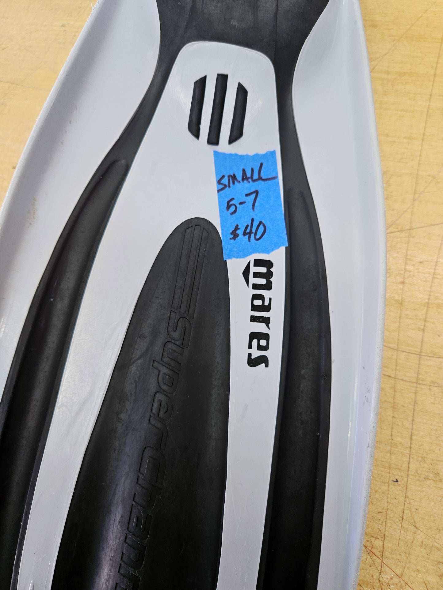 Mares "Super Channel" Fins (SMALL)