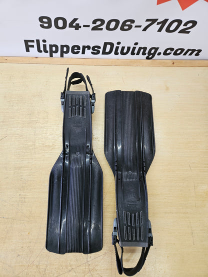 Scubapro "Veloce" Dive Fins (LARGE)