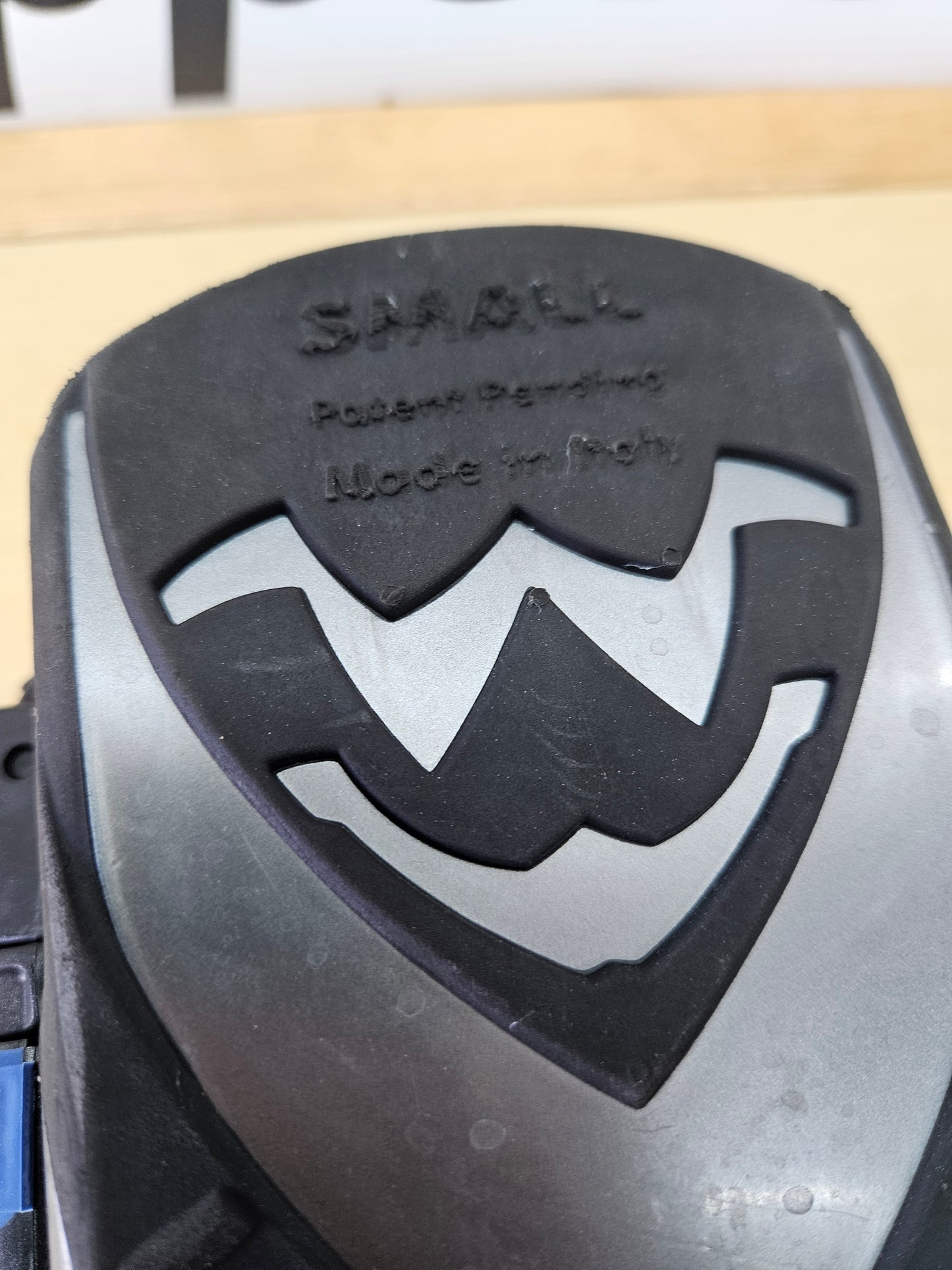 Aqualung "Hotshot" Fins (SMALL)
