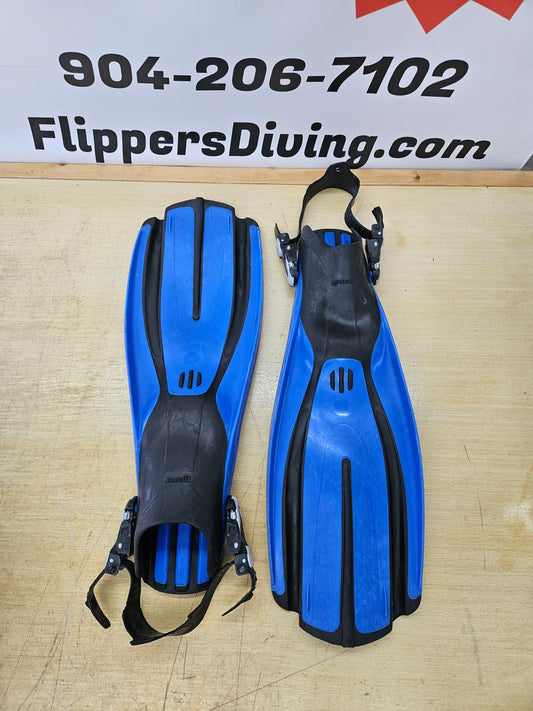 Mares Diving Fins (Large)