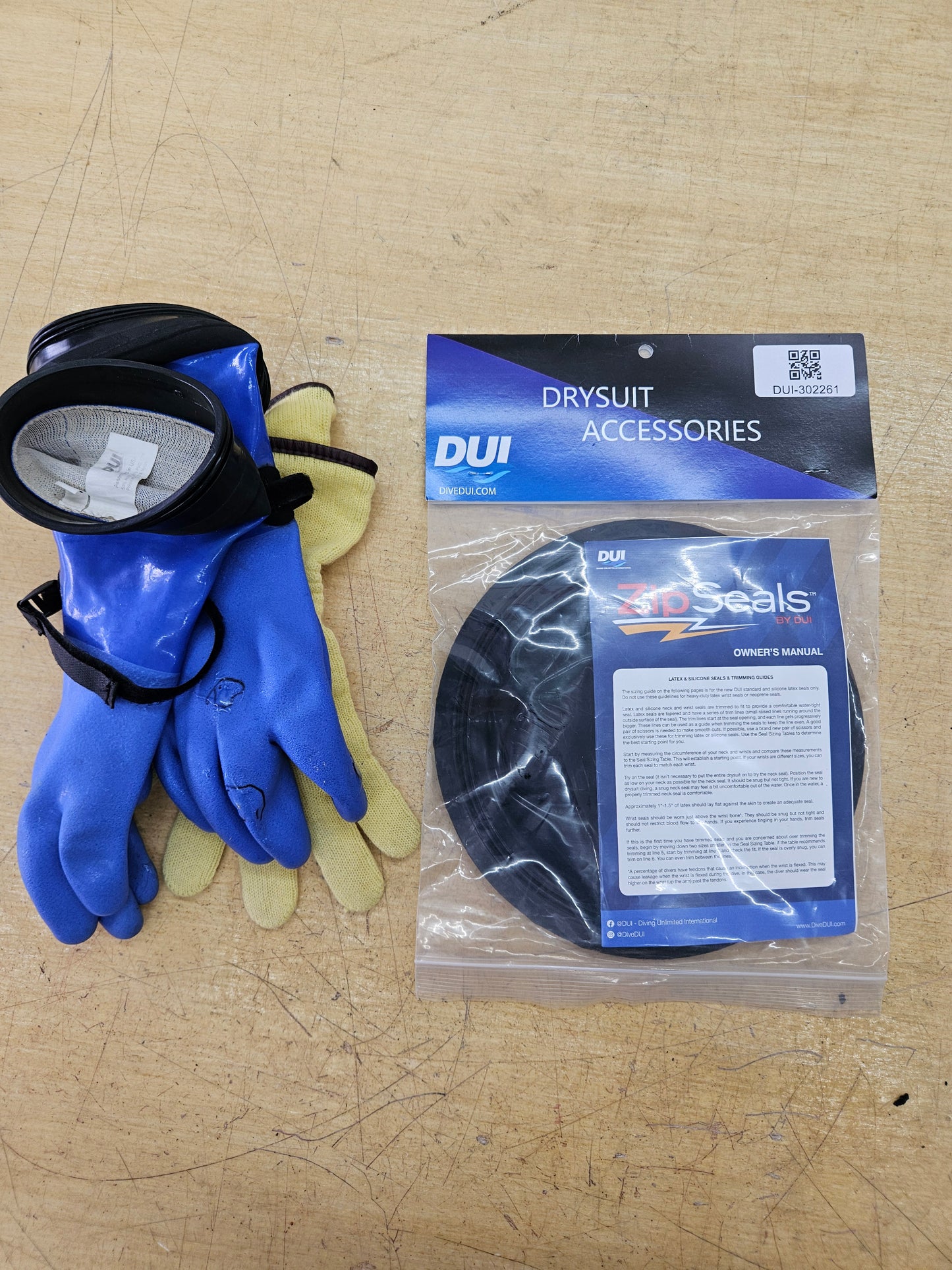 DUI TLS350 Drysuit (XL Short)