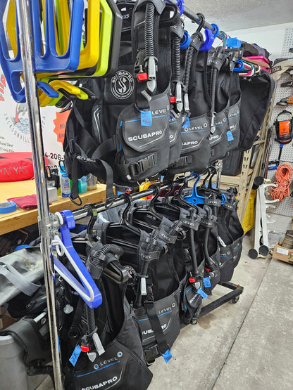 Scubapro "Level" BCD (13 available!)