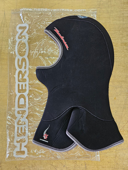 Henderson 7/5mm Hood (Medium) *NEW*