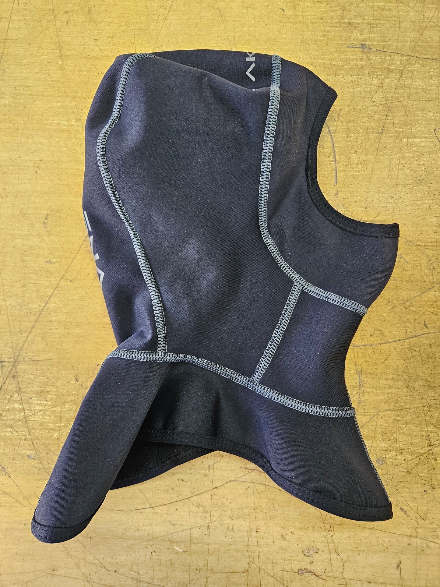 Akona Lycra/Fleece Hood (SMALL) #H6