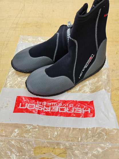 Henderson 5mm Boots (Size 8) #B1