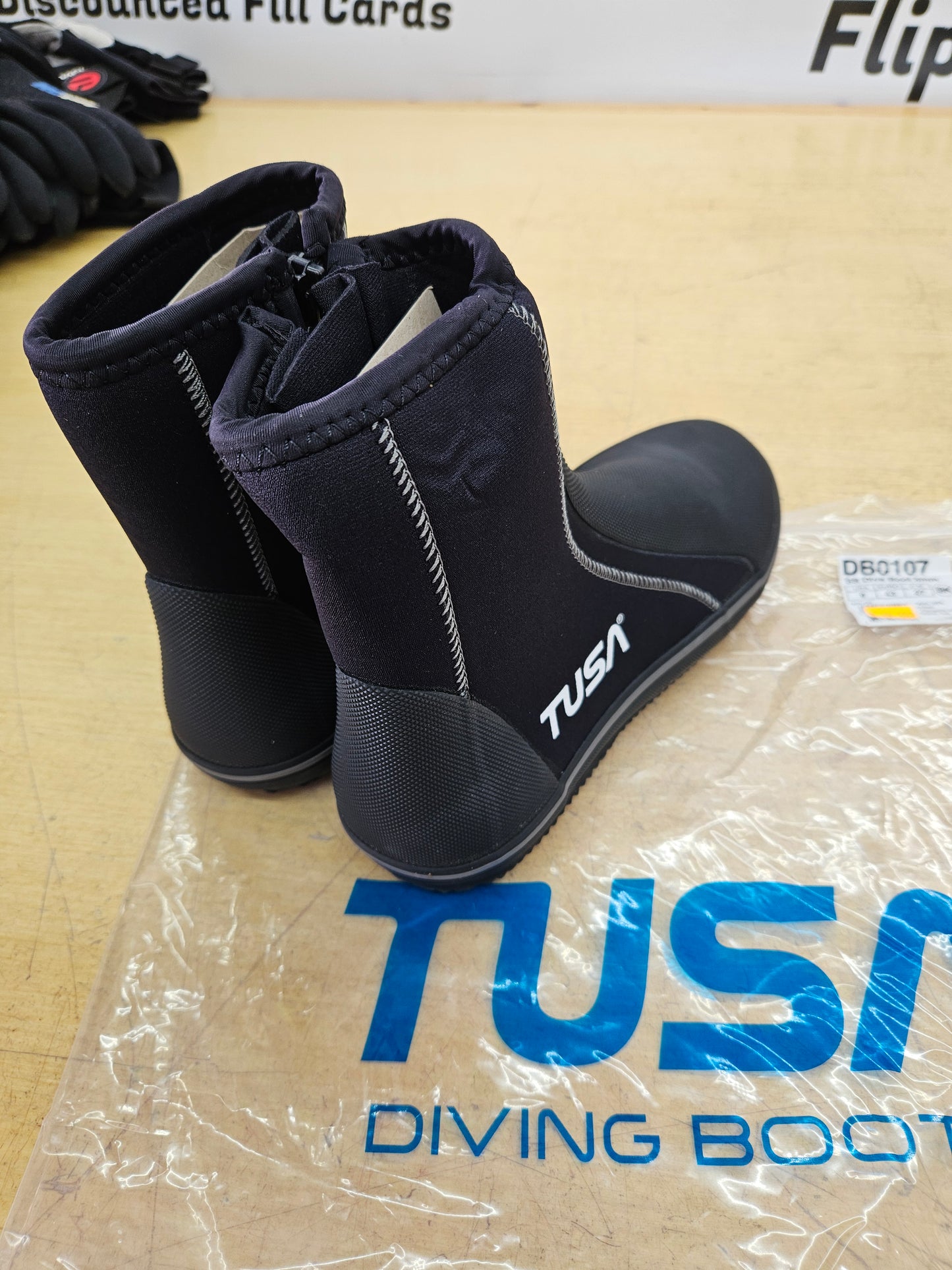 Tusa 5mm Dive Boots (SIZE 9) #B2