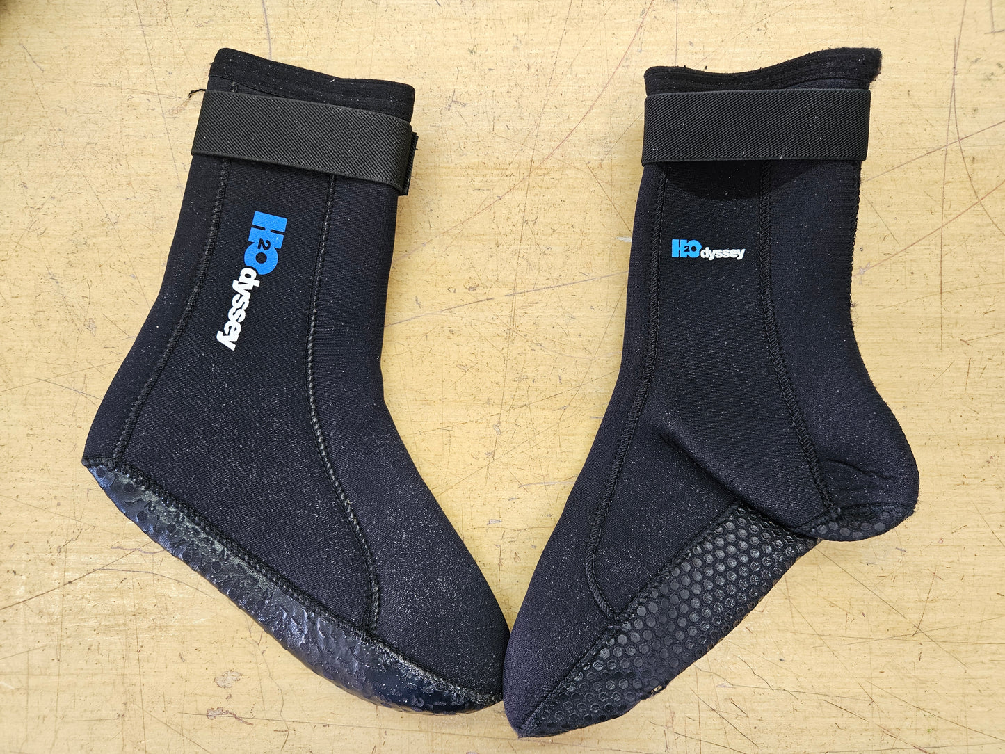 H2O Odyssey Dive/Surf Socks (SIZE SMALL) #B7