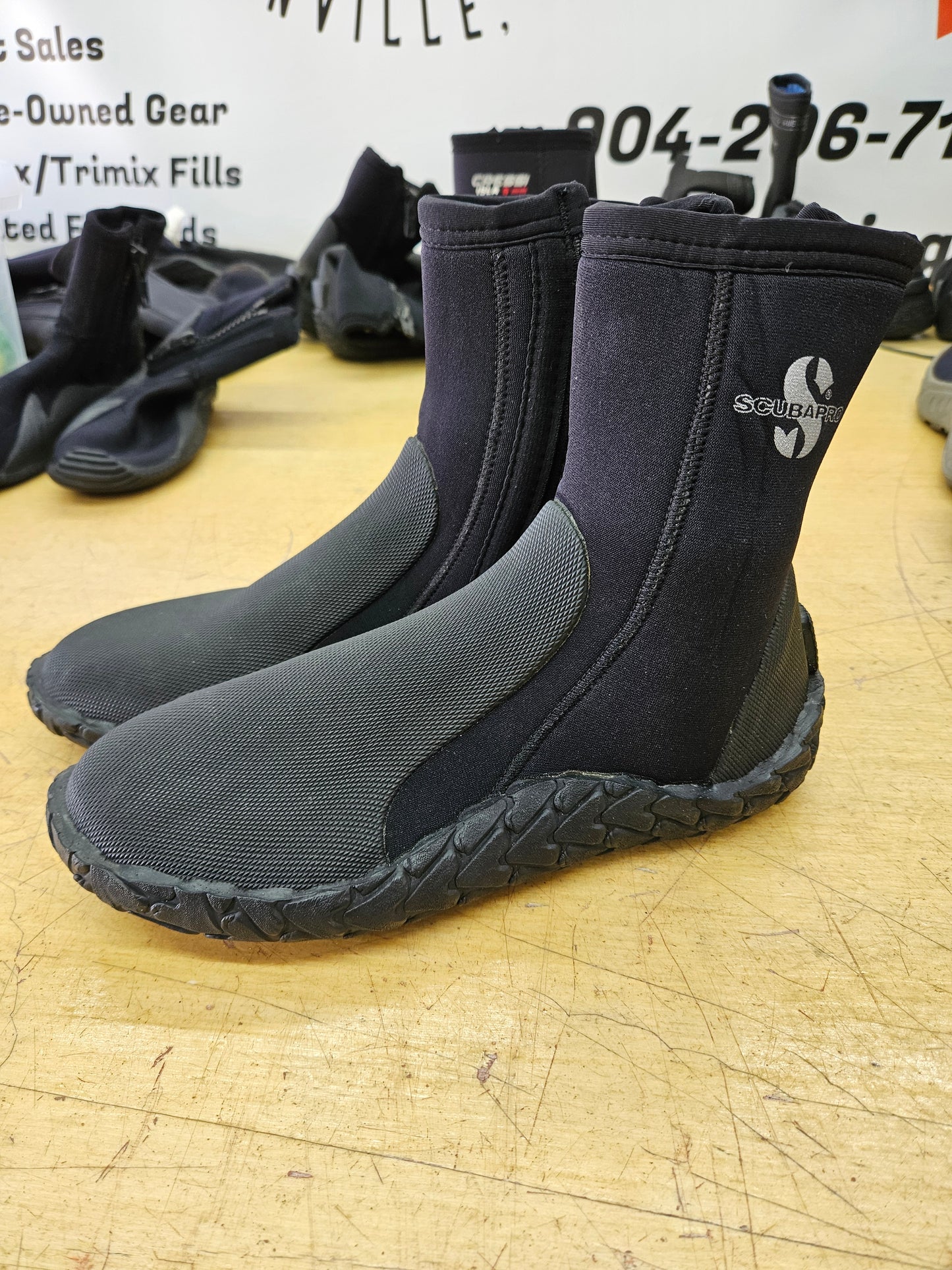Scubapro 5mm Dive Boots (Size 8) #B14