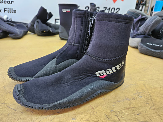 Mares 3mm Dive Boots (Size 7) #B15