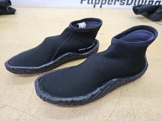 Scubapro 3mm Delta Dive Boots (Size 6-7) #B20