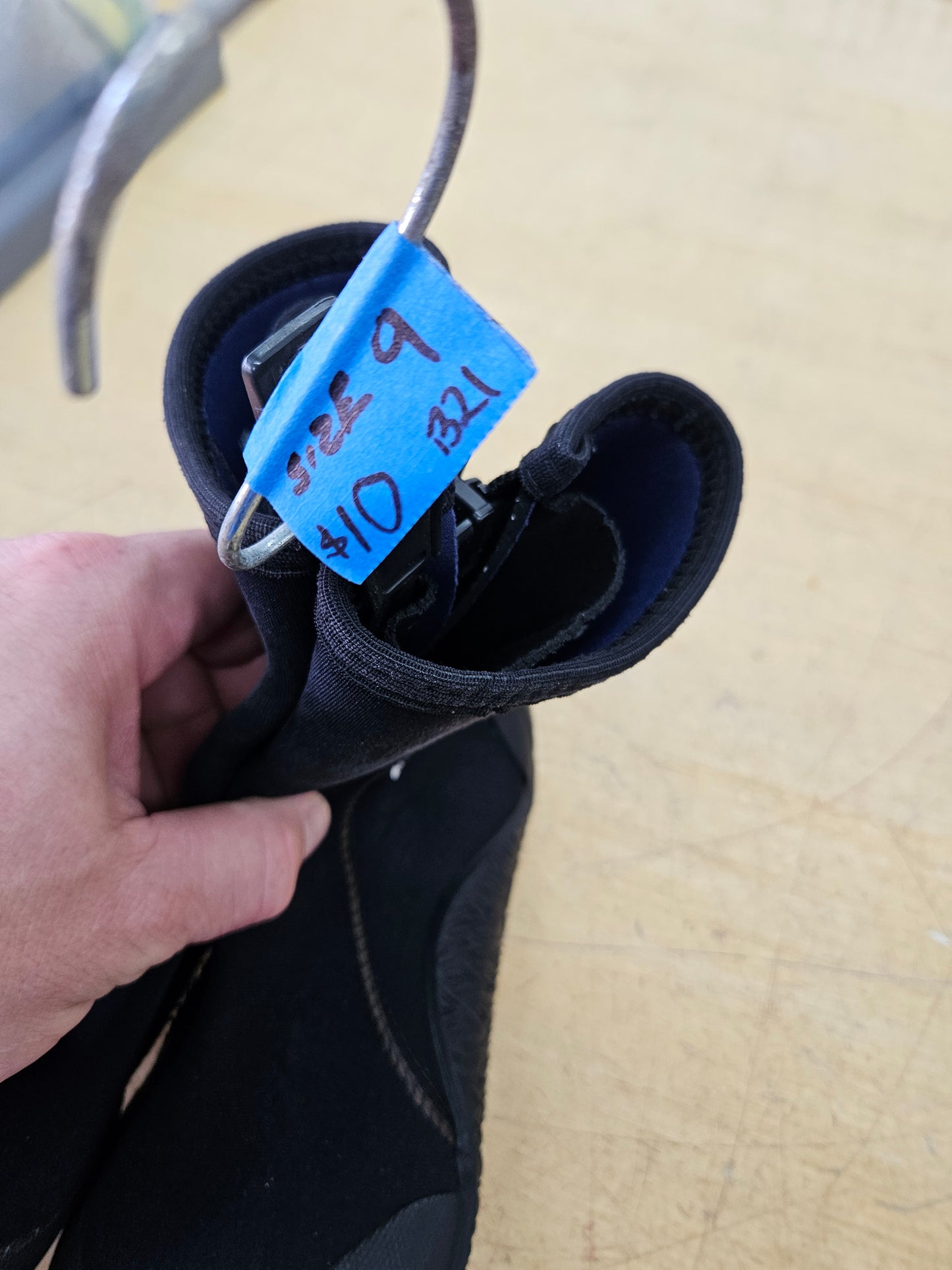 Pinnacle 5mm Dive Boots (Size 9) #B21