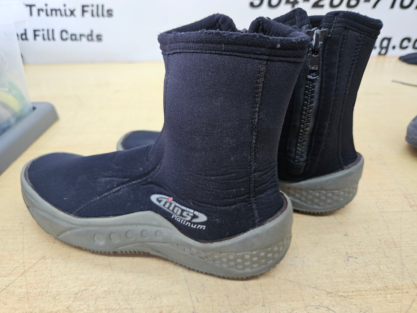 Tilos 5mm Dive Boots (Size 8) #B24