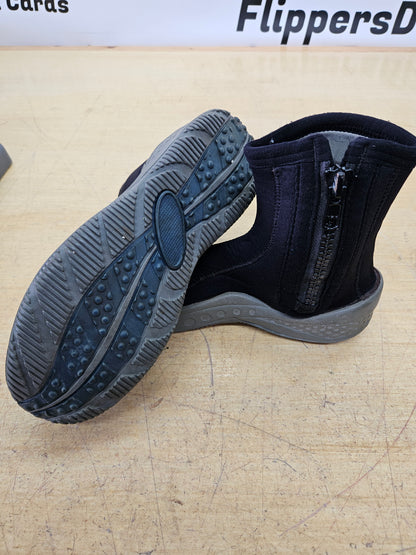 Tilos 5mm Dive Boots (Size 8) #B24