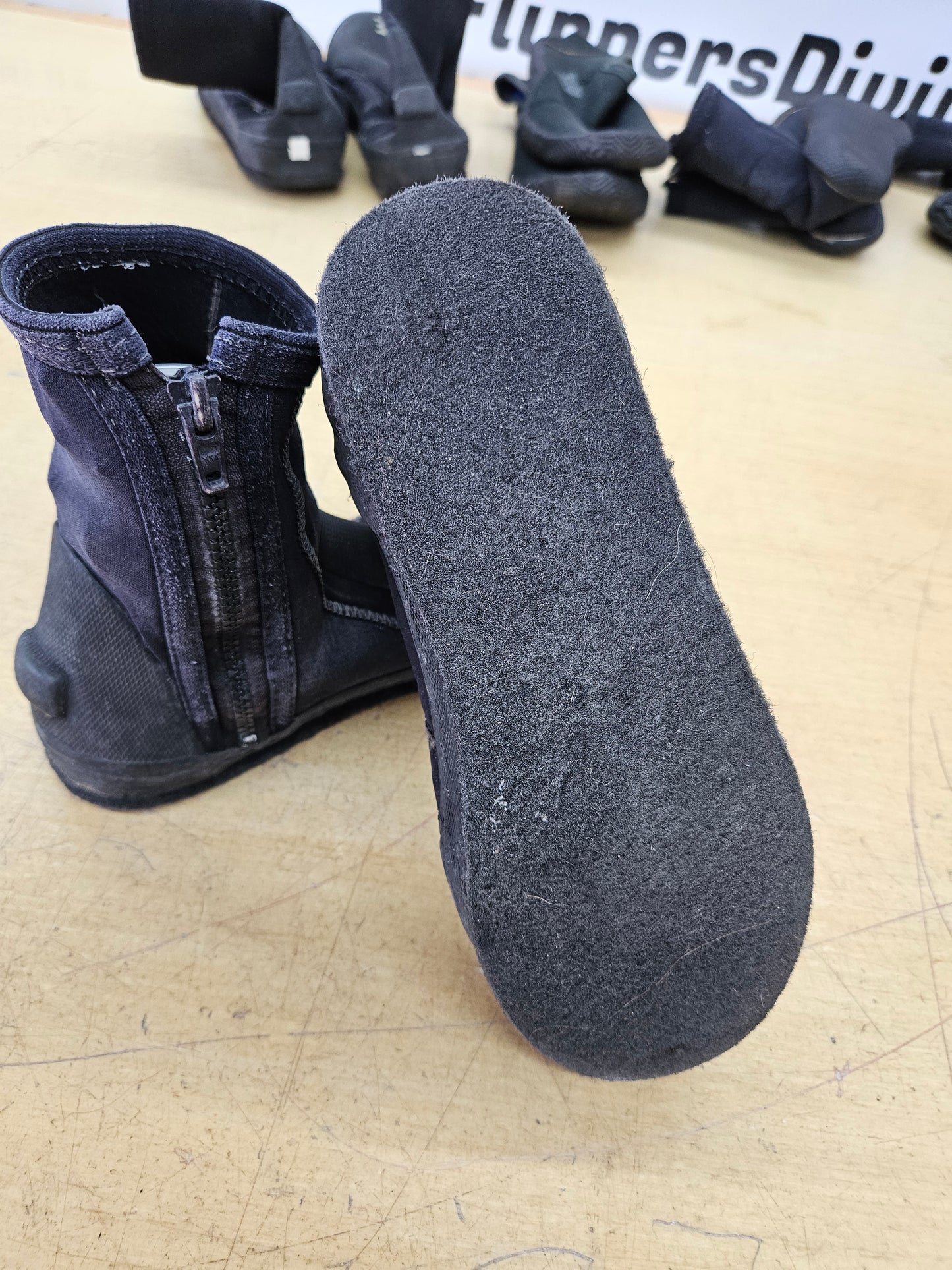 Tsunami Dive Gear 3mm Dive Boots (Size 7-8) #B30