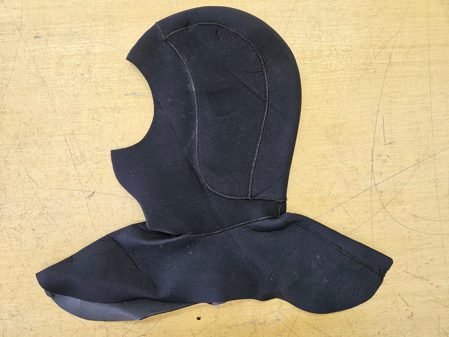 Black 6mm Hood (Large) #H19